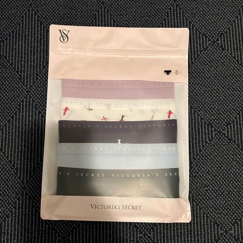 NWT VICTORIA SECRET 5-pack